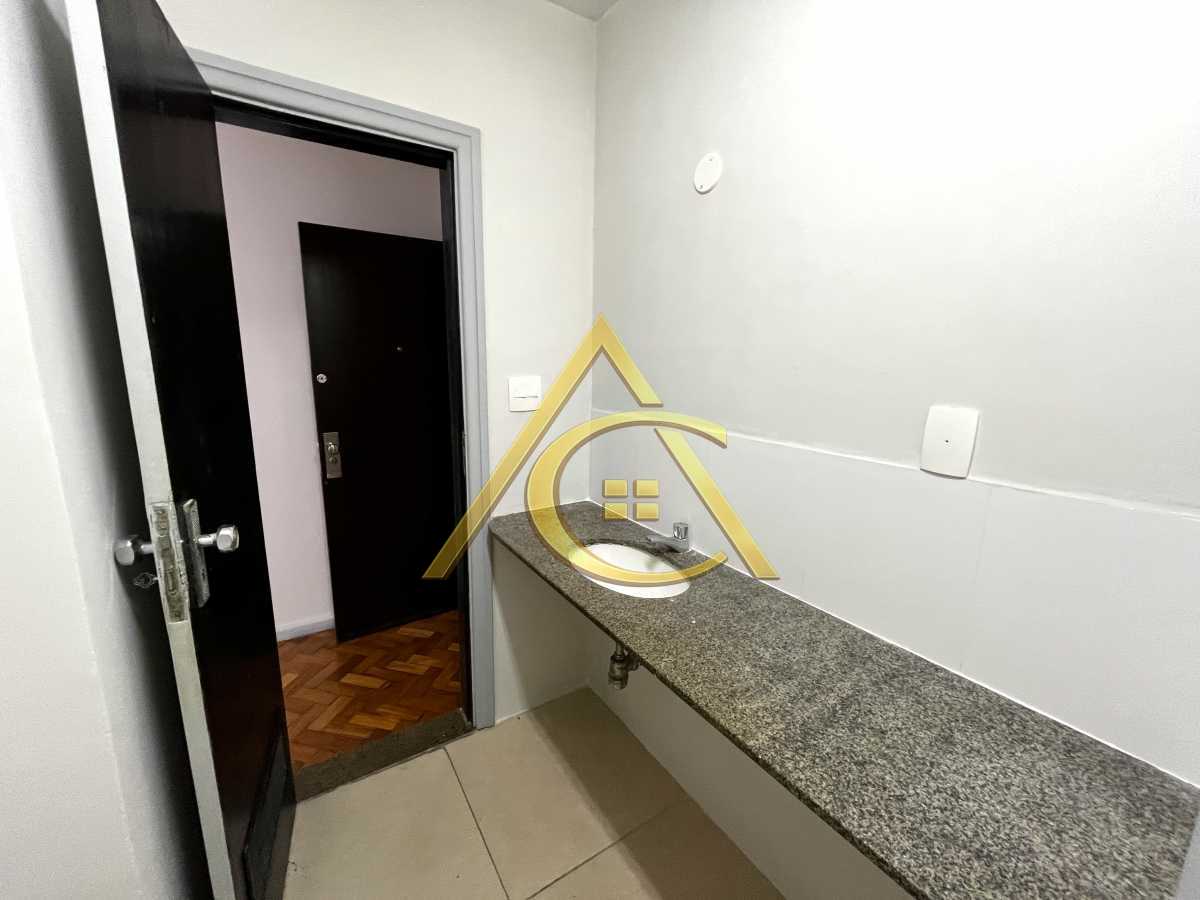 Sala Comercial 44m² para alugar  Centro, Rio de Janeiro - R$ 880