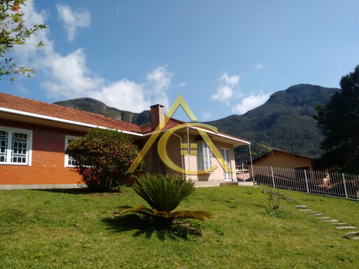 Casa 4 quartos à venda  Vargem Grande, Nova Friburgo - R$ 2.200.000