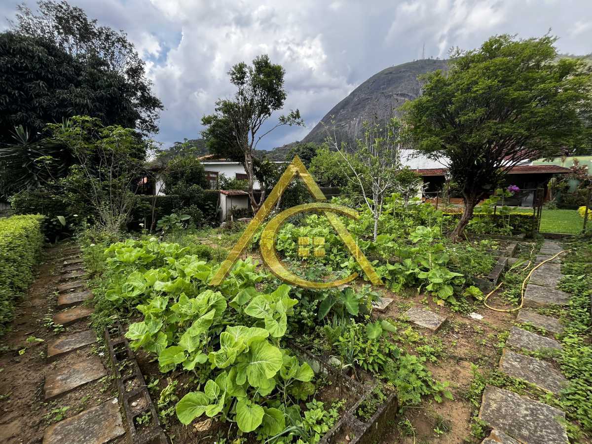 Casa 4 quartos à venda  Cônego, Nova Friburgo - R$ 1.600.000