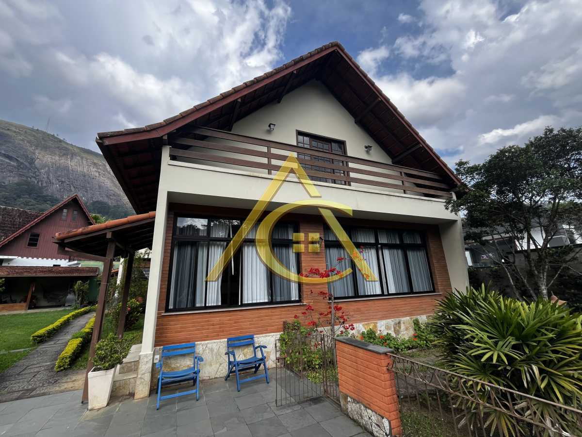Casa 4 quartos à venda  Cônego, Nova Friburgo - R$ 1.600.000