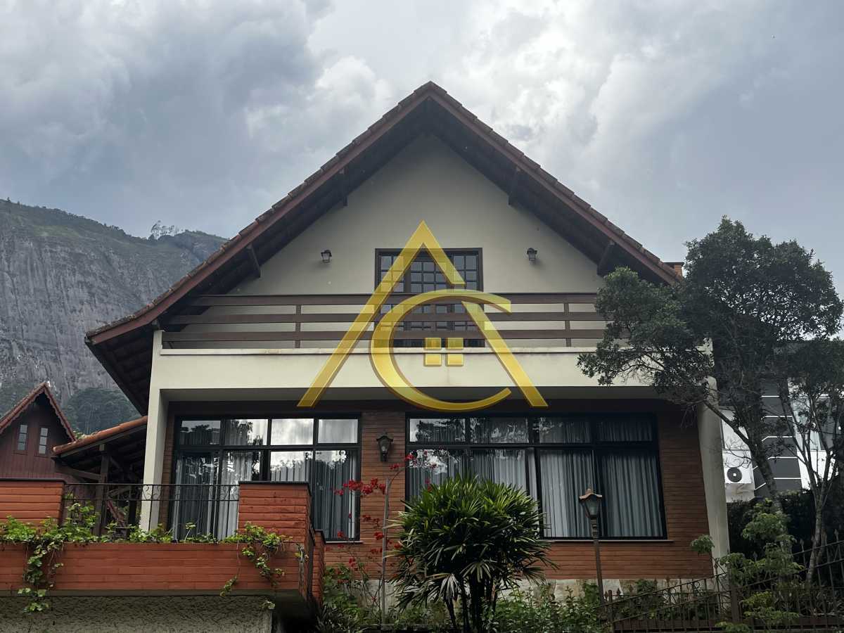 Casa 4 quartos à venda  Cônego, Nova Friburgo - R$ 1.100.000