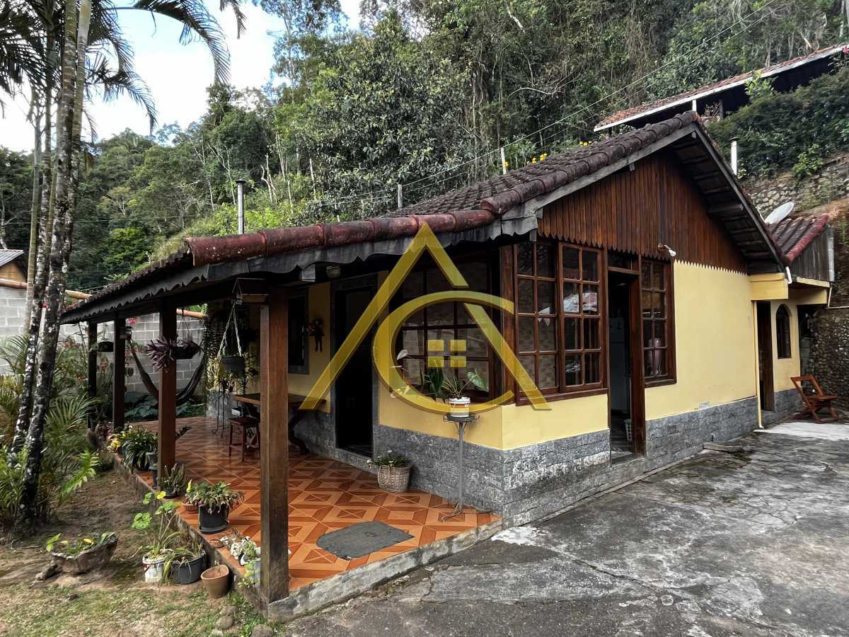 Casa 2 quartos à venda  Mury, Nova Friburgo - R$ 300.000