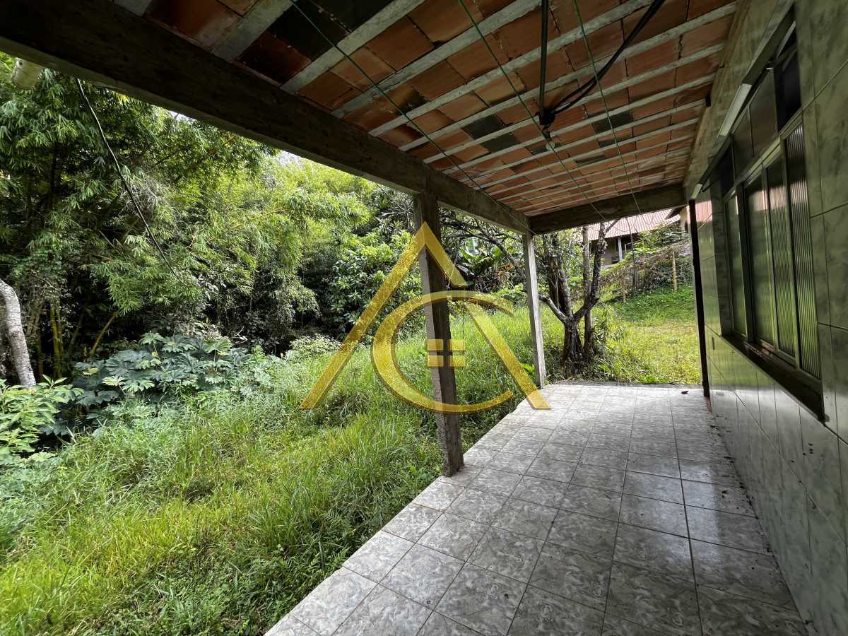 Casa à Venda no Vale do Stucky | Natureza, Tranquilidade e Riacho nos Fundos