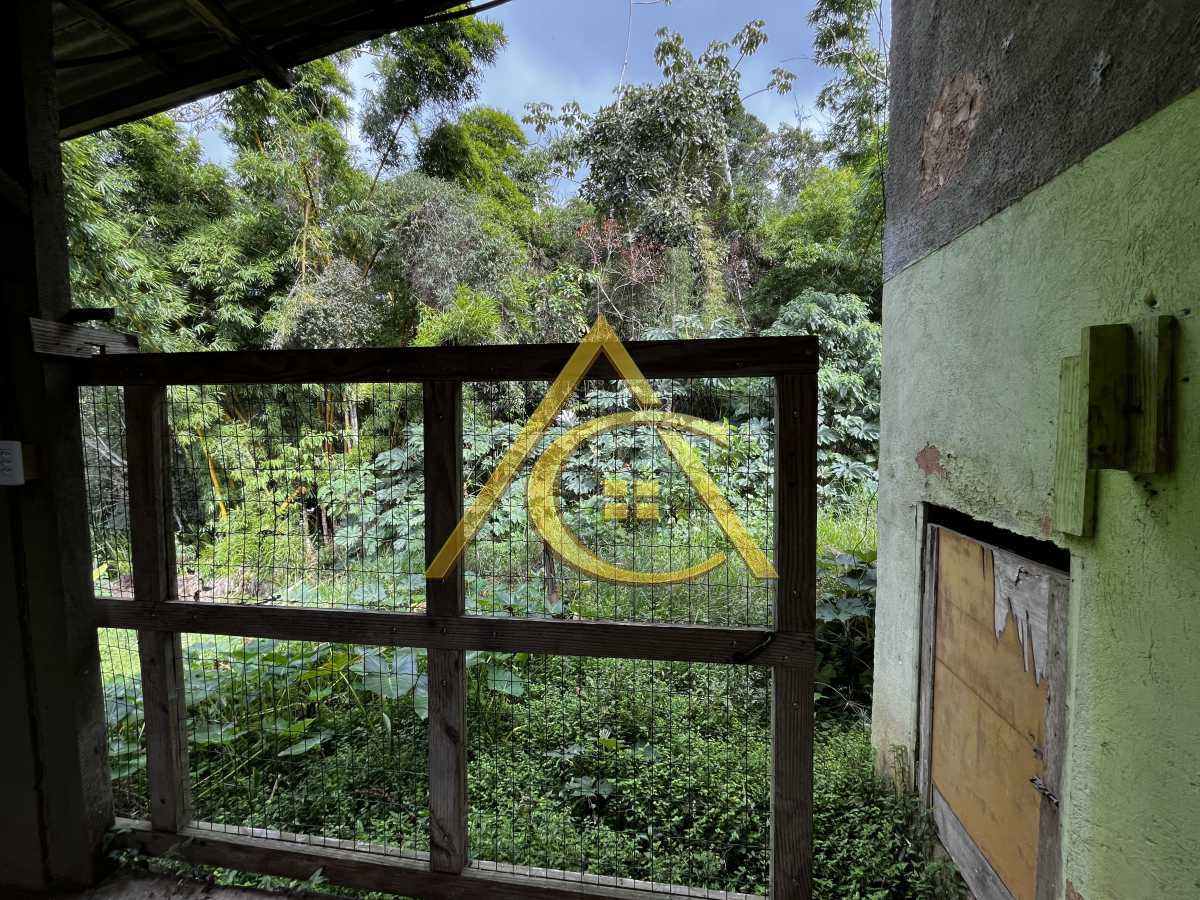 Casa à Venda no Vale do Stucky | Natureza, Tranquilidade e Riacho nos Fundos