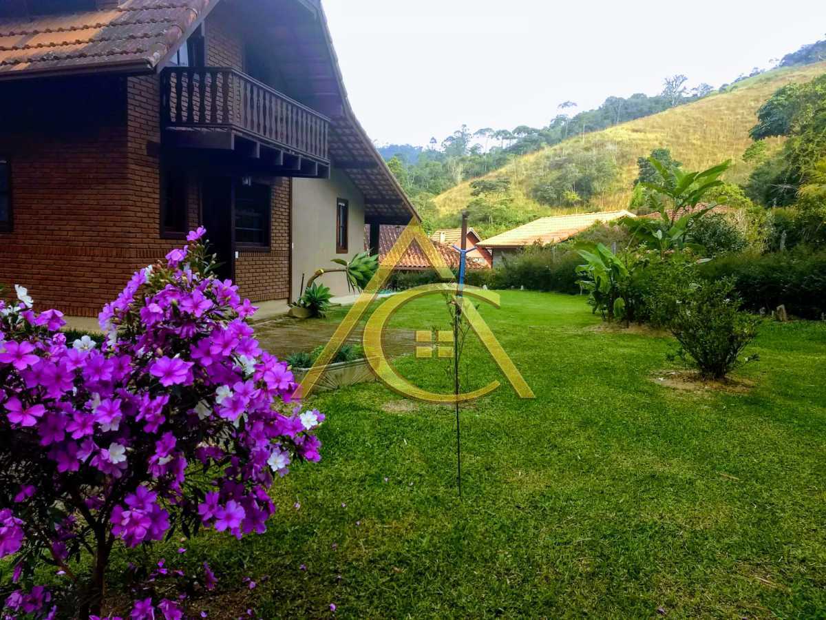 Casa 2 quartos à venda  São Pedro da Serra, Nova Friburgo - R$ 700.000