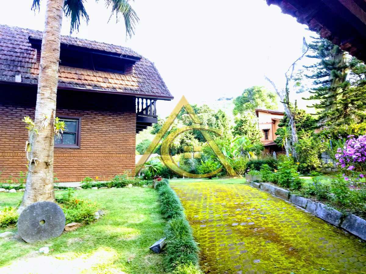 Casa 2 quartos à venda  São Pedro da Serra, Nova Friburgo - R$ 700.000