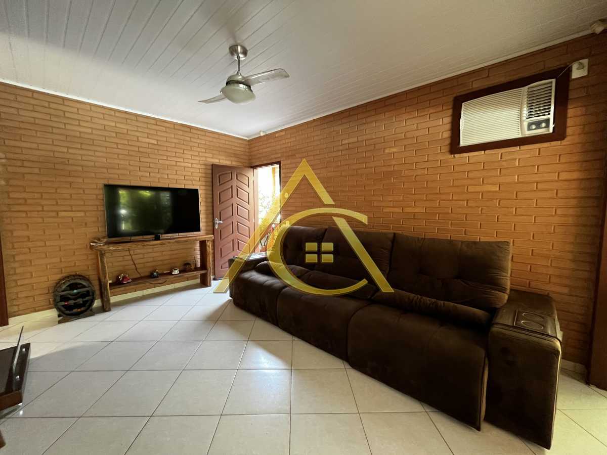 Casa 3 quartos à venda  São Pedro da Serra, Nova Friburgo - R$ 1.800.000