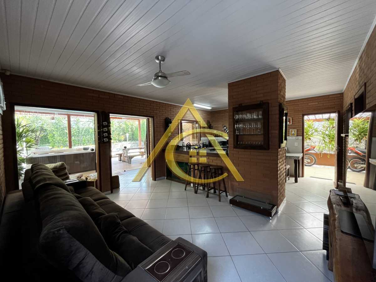 Casa 3 quartos à venda  São Pedro da Serra, Nova Friburgo - R$ 1.800.000