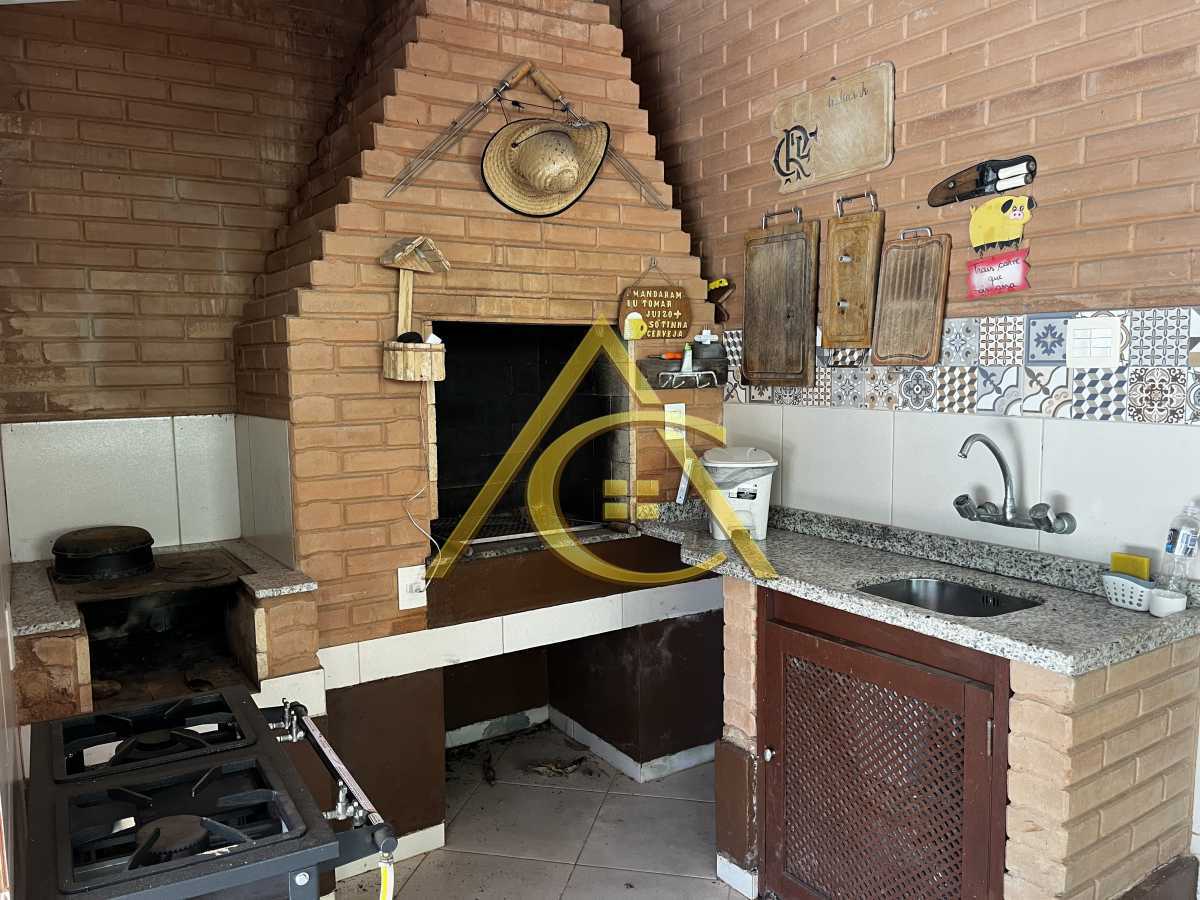Casa 3 quartos à venda  São Pedro da Serra, Nova Friburgo - R$ 1.800.000