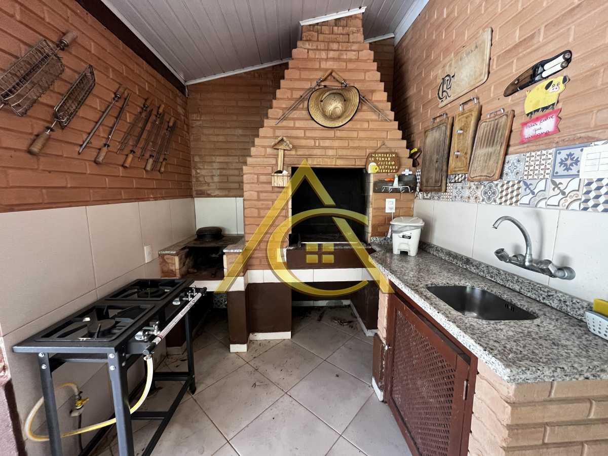 Casa 3 quartos à venda  São Pedro da Serra, Nova Friburgo - R$ 1.800.000