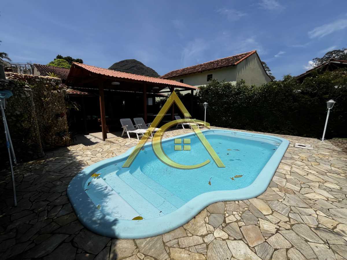 Casa 3 quartos à venda  São Pedro da Serra, Nova Friburgo - R$ 1.800.000
