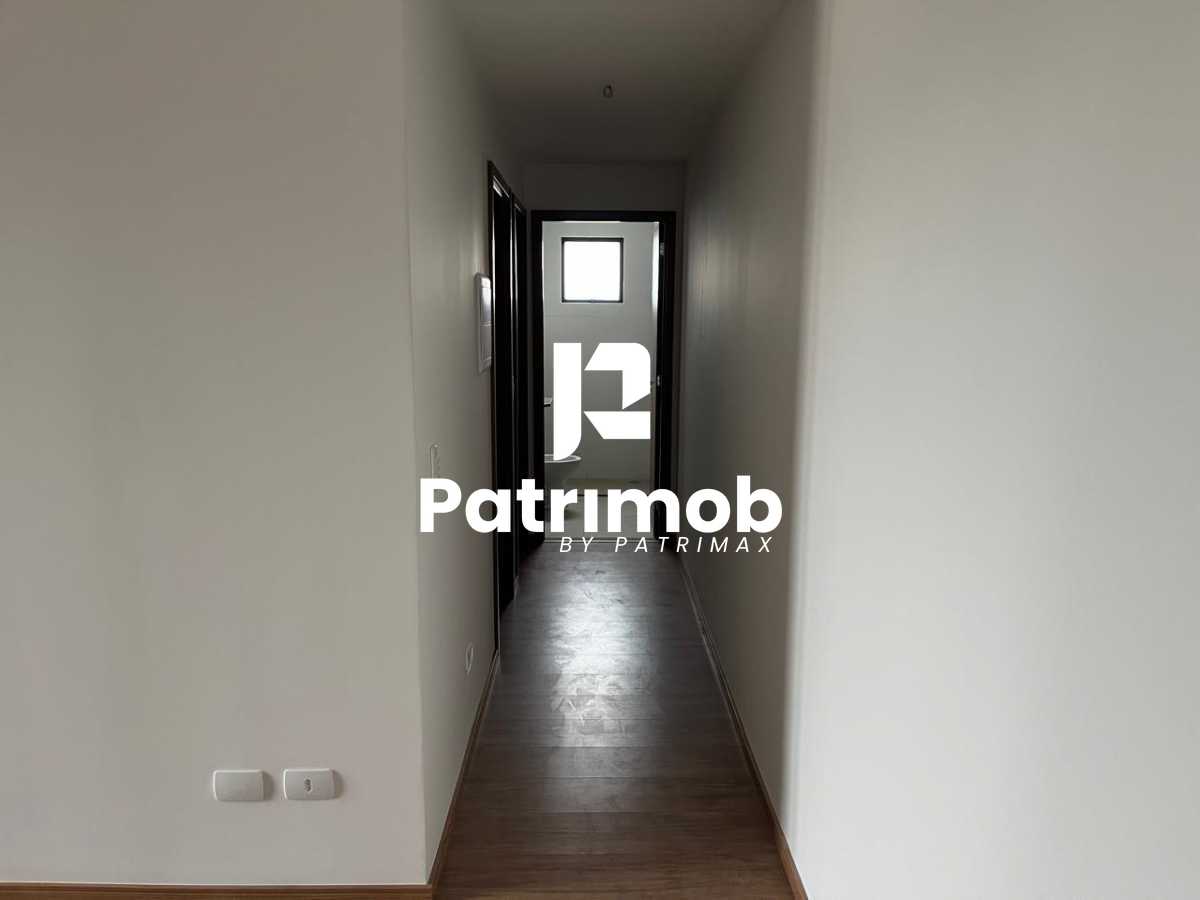 Apartamento 2 quartos à venda  Vila Emília, Maringá - R$ 400.000