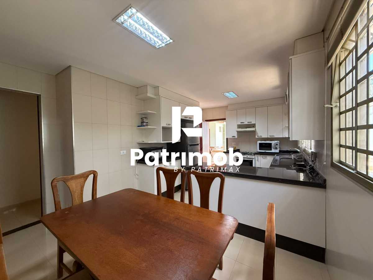Casa 3 quartos à venda  Zona 02, Maringá - R$ 1.990.000