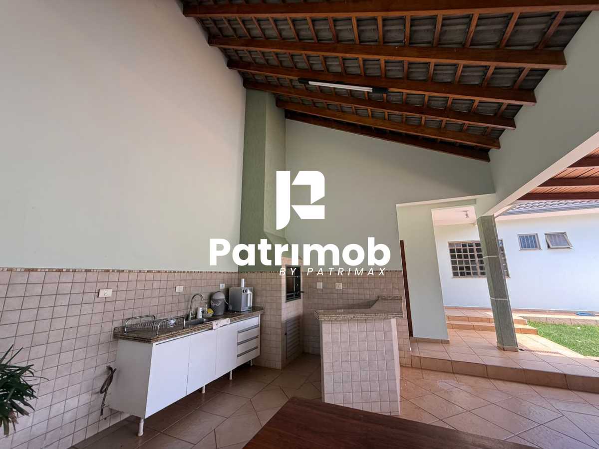 Casa 3 quartos à venda  Zona 02, Maringá - R$ 1.990.000