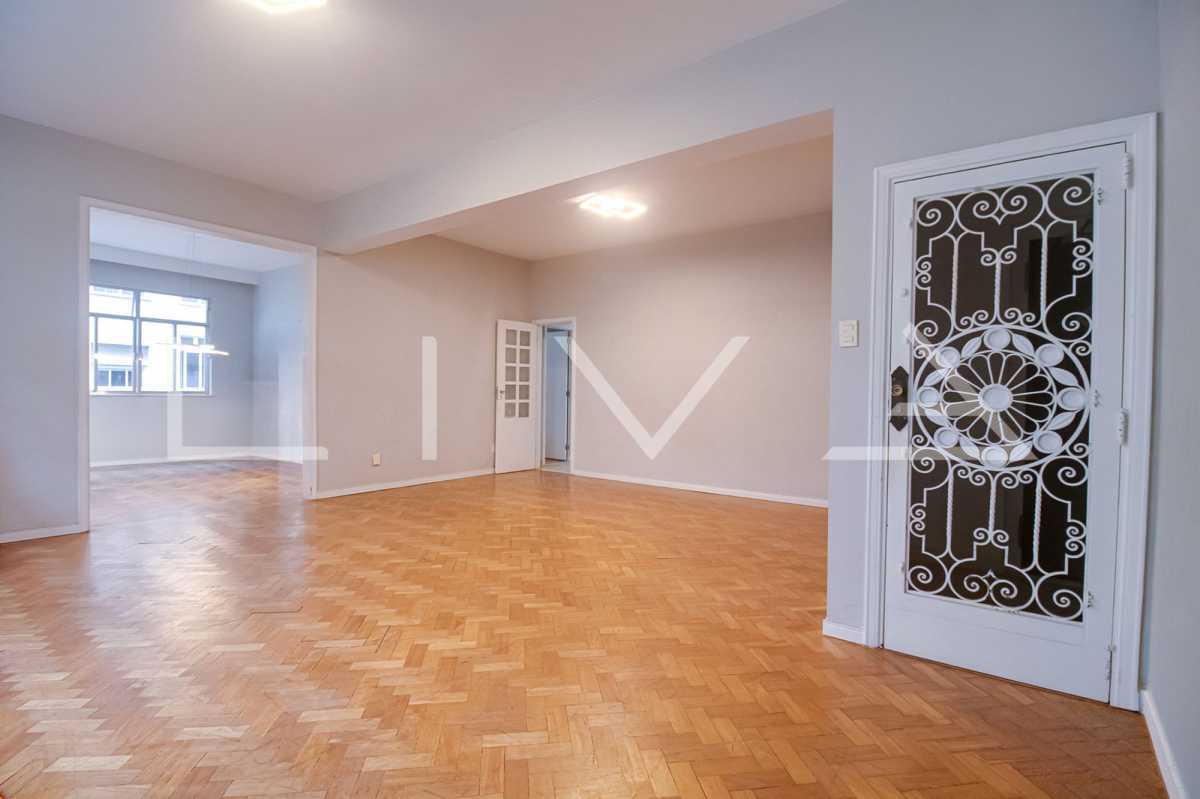 Apartamento à venda Rua Santa Clara, Copacabana, Rio de Janeiro - R$ 1.590.000