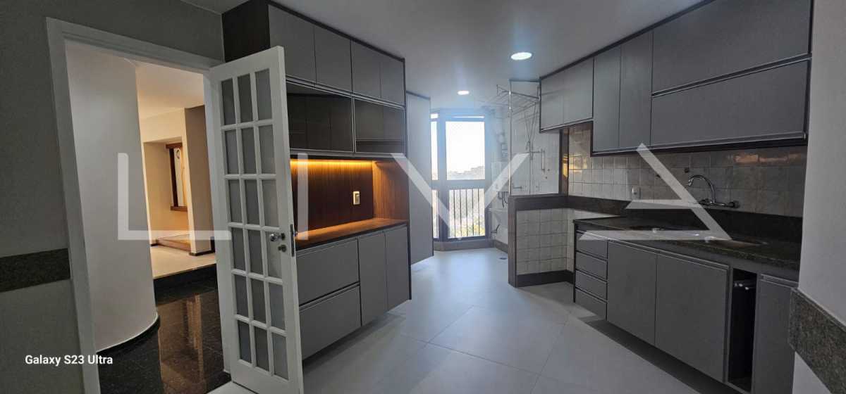Cobertura para venda e aluguel Avenida Gastão Senges, Barra da Tijuca, Rio de Janeiro - R$ 3.400.000
