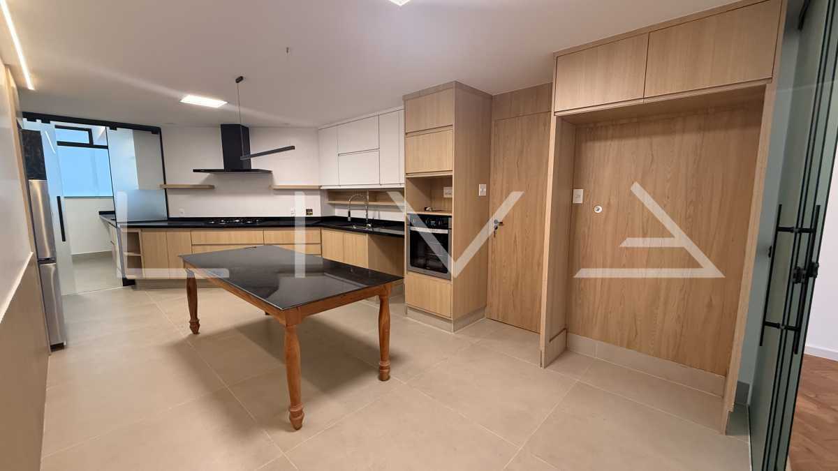Apartamento 3 quartos para venda e aluguel  Copacabana, Rio de Janeiro - R$ 3.980.000