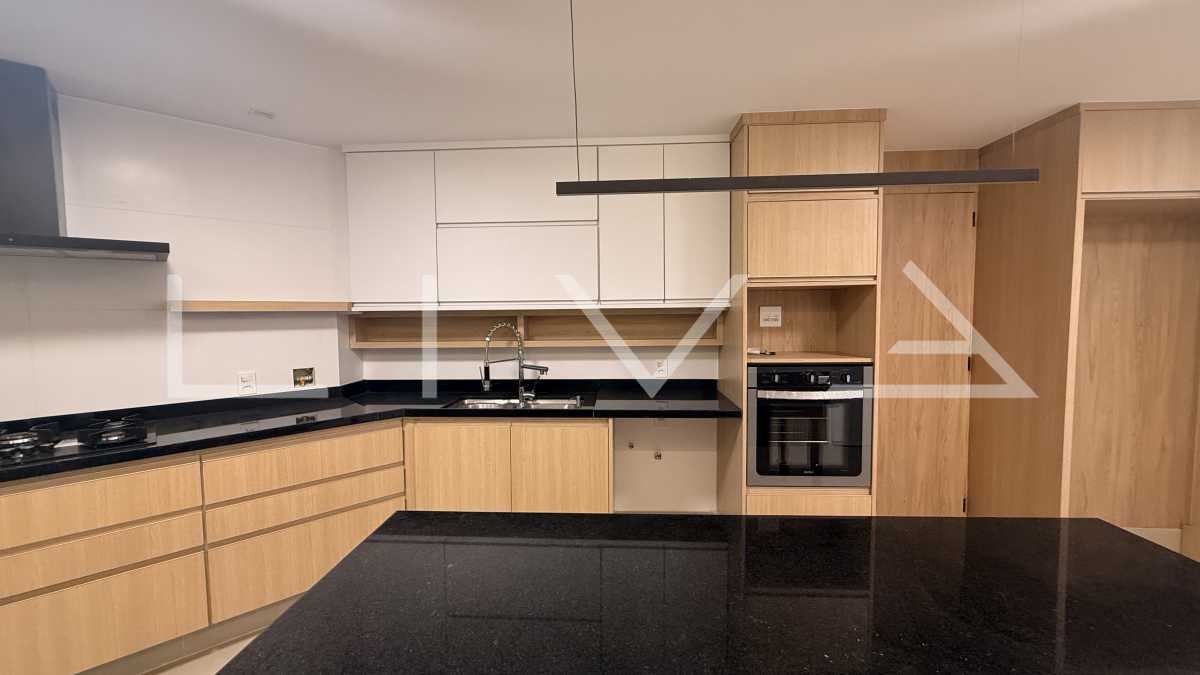 Apartamento 3 quartos para venda e aluguel  Copacabana, Rio de Janeiro - R$ 3.980.000