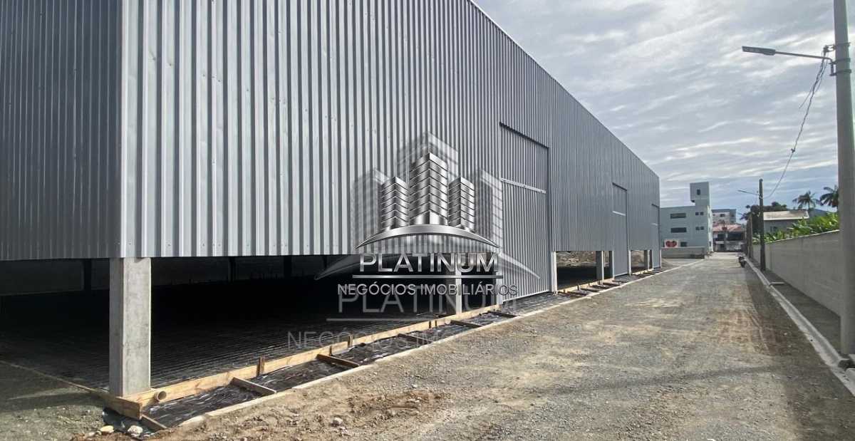 Galpão 250m² para alugar  Cordeiros, Itajaí - R$ 6.800