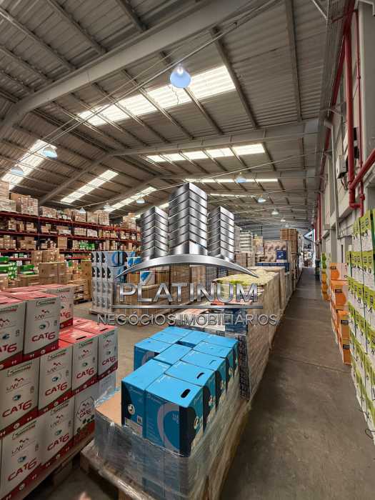 Galpão 1750m² para alugar Rua José Alves Cabral, Nova Esperança, Balneário Camboriú - R$ 65.000