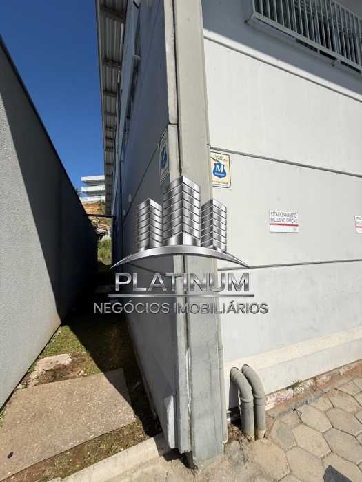 Galpão 1750m² para alugar Rua José Alves Cabral, Nova Esperança, Balneário Camboriú - R$ 65.000