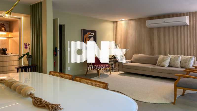 01sala008. - 3