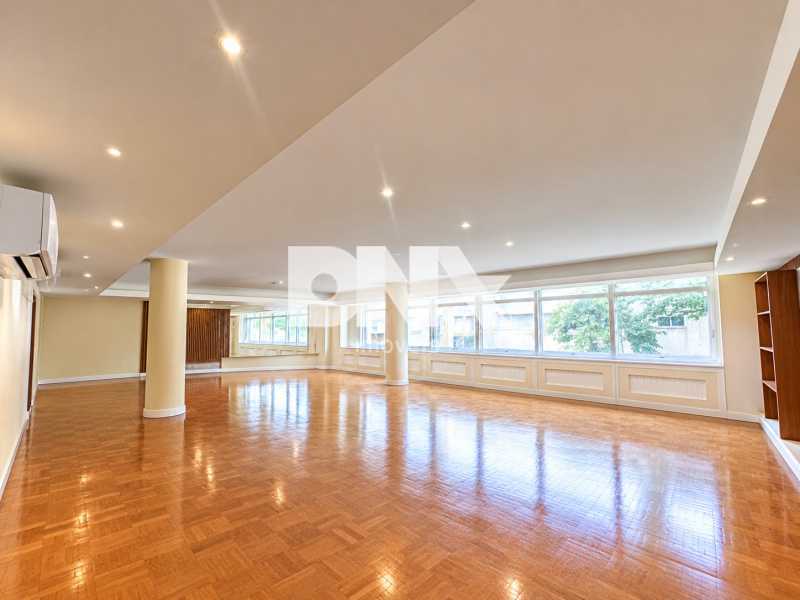 InteriModerno Vazio com Piso B - 1