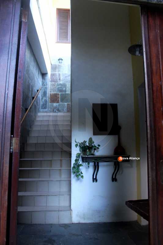Conheça entrada do imóvel - Casa à venda Rua Itamonte, Cosme Velho, Rio de Janeiro - R$ 1.989.000 - NFCA40005 - 16 entrada - 16