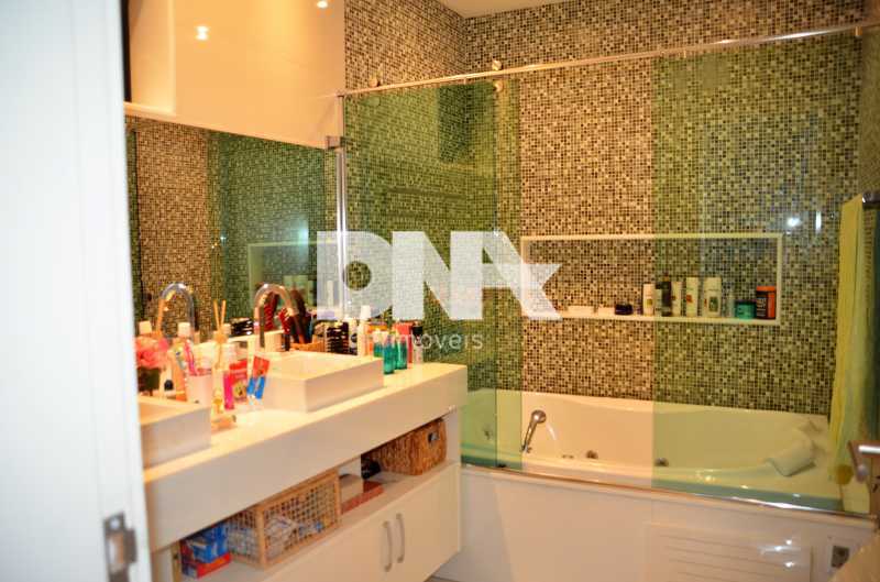 Conheça banheiro2 do imóvel - Casa 8 quartos à venda Humaitá, Rio de Janeiro - R$ 3.000.000 - NBCA80007 - 13 banheiro2 - 13