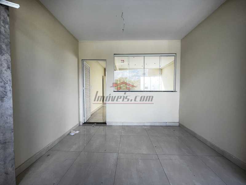 Conheça 8 do imóvel - Casa em Condomínio à venda Rua Paturi, Tanque, RJ, Rio de Janeiro - R$ 280.000 - PECN20246 - 9 8 - 9