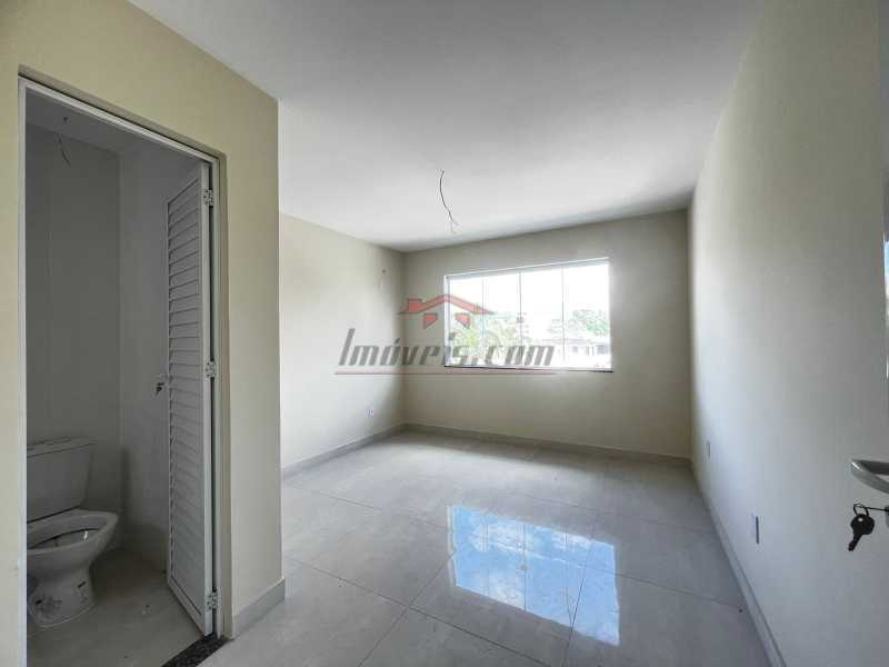 Conheça 16 do imóvel - Casa em Condomínio à venda Rua Paturi, Tanque, RJ, Rio de Janeiro - R$ 280.000 - PECN20246 - 17 16 - 17