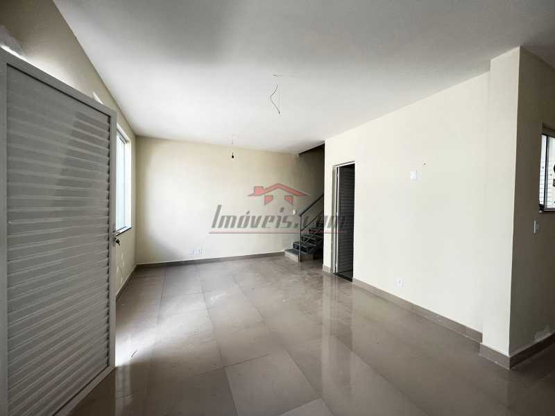 Conheça 17 do imóvel - Casa em Condomínio à venda Rua Paturi, Tanque, RJ, Rio de Janeiro - R$ 280.000 - PECN20246 - 18 17 - 18