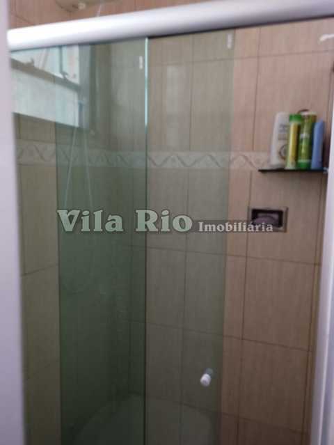 Conheça 4banheiro social .. do imóvel - Excelente casa de fundos com quintal, 2 quartos sendo 1 suíte. - VCA20132 - 4 4banheiro social .. - 4