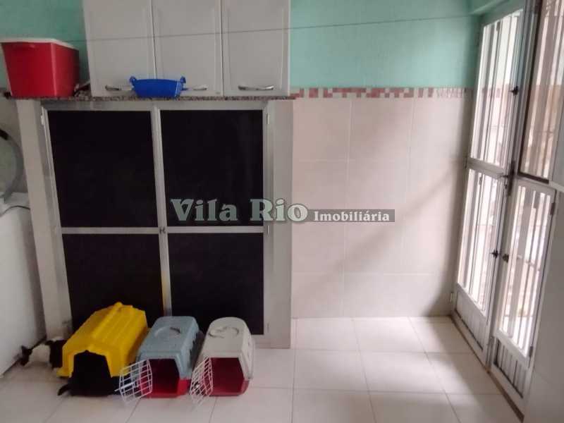 Conheça 19area.. do imóvel - Excelente casa de fundos com quintal, 2 quartos sendo 1 suíte. - VCA20132 - 19 19area.. - 19