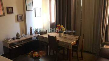 Excelente casa tríplex na Vila da Penha. - VCA30187