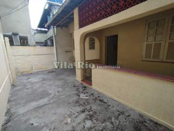 Boa casa de fundos na Vila da Penha. - VCA10019