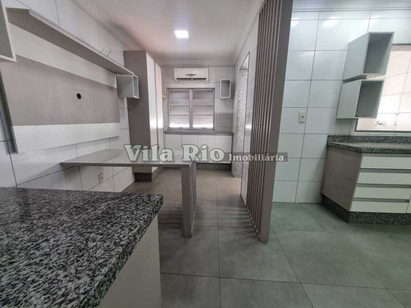 Conheça 18. do imóvel - Excelente apartamento amplo com 03 quartos sendo 01 suíte. - VAP30540 - 21 18. - 21