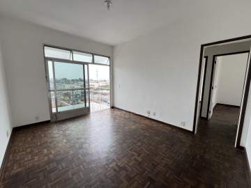 Ótima localização - Apartamento 2 quartos - varanda e 1 vaga de garagem - em Irajá - PAAP26966