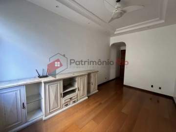 Ótima localização - Apartamento 2 quartos - com vaga de garagem - em Vista Alegre - PAAP27157 Ótima localização - Apartamento 2 quartos - com vaga de garagem - em Vista Alegre - PAAP27157