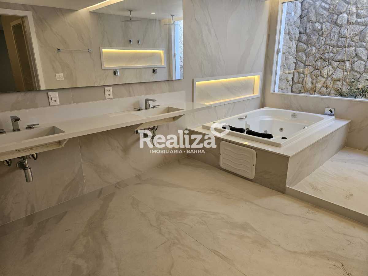 Conheça 20251125_154503 do imóvel - Casa em Condomínio 5 quartos à venda ALPHAVILLE - Barra da Tijuca, Rio de Janeiro - R$ 13.500.000 - BTCN50095 - 21 20251125_154503 - 21