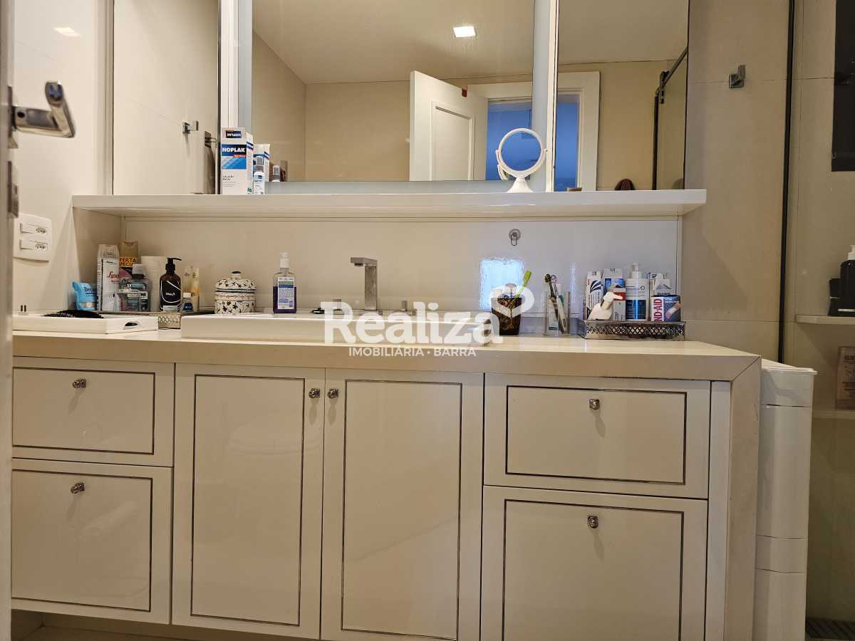 Conheça 20260416_160348 do imóvel - Apartamento 4 quartos à venda Condomínio PARK PALACE - Barra da Tijuca, Rio de Janeiro - R$ 3.350.000 - BTAP40150 - 25 20260416_160348 - 25