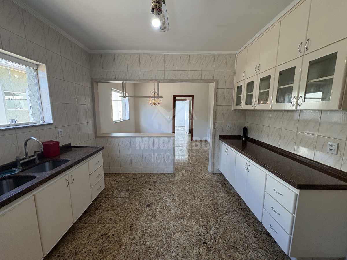 Conheça copa/ cozinha do imóvel - Casa em Condomínio 4 quartos para venda e aluguel Itatiba,SP Bairro do Engenho - R$ 1.900.000 - FCCN40222 - 5 copa/ cozinha - 5