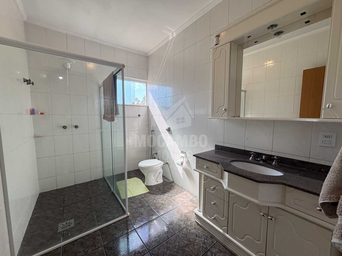 Conheça w.c suíte 1 do imóvel - Casa em Condomínio 4 quartos para venda e aluguel Itatiba,SP Bairro do Engenho - R$ 1.900.000 - FCCN40222 - 10 w.c suíte 1 - 10