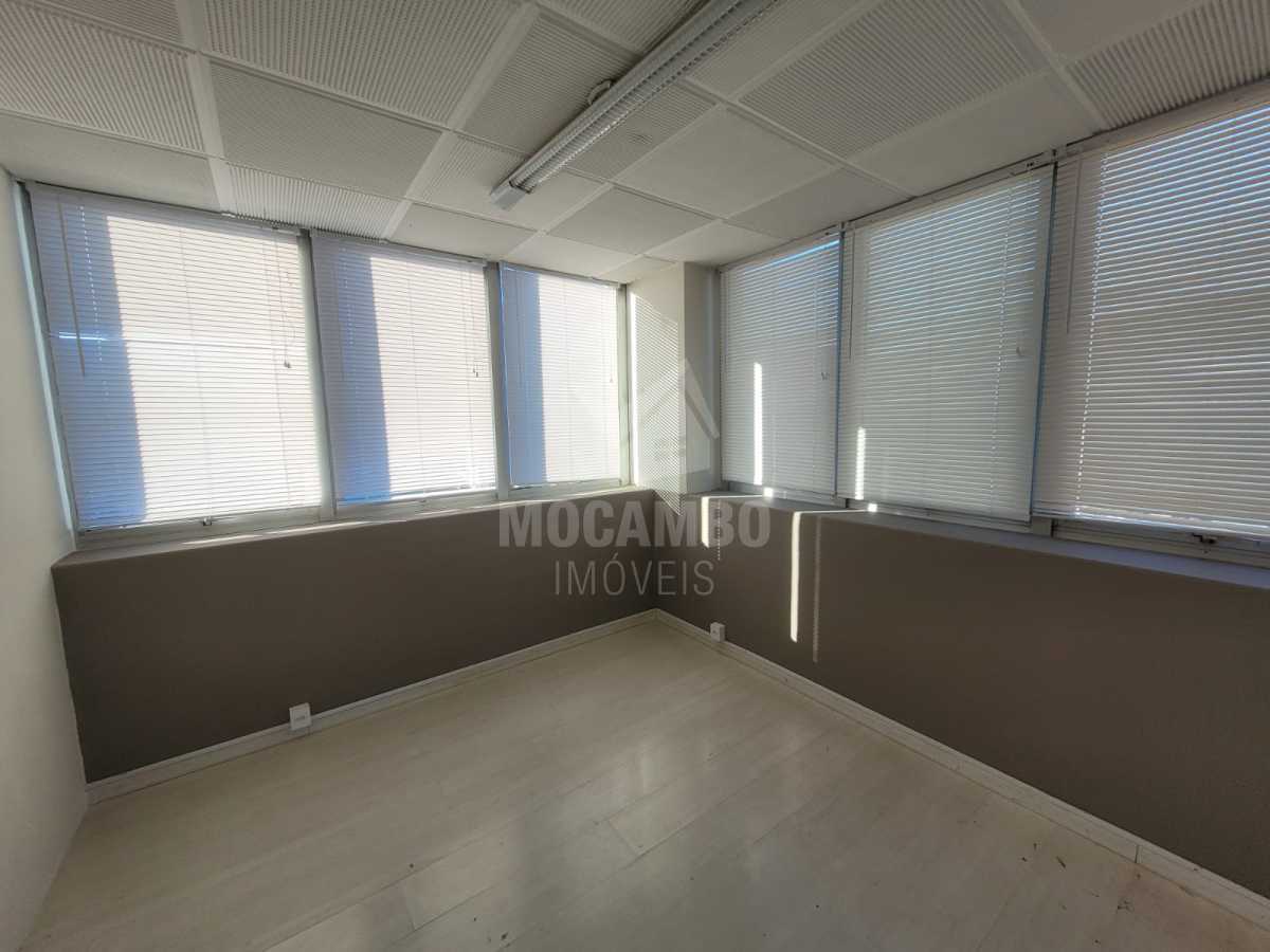 Sala Comercial 92m² para alugar Itatiba,SP  Centro - R$ 1.900