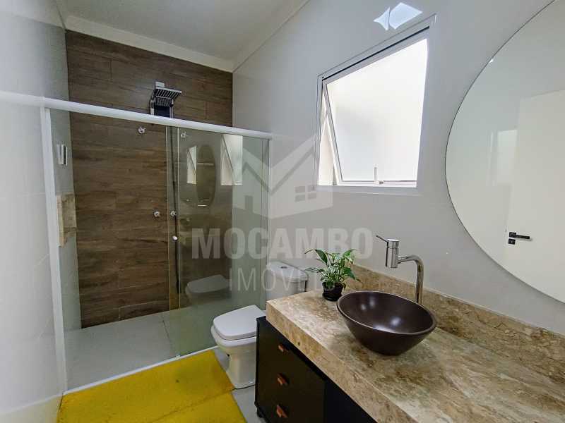 Conheça Banheiro do imóvel - Casa com Piscina em Itatiba - SP - FCCN30845 - 17 Banheiro - 17