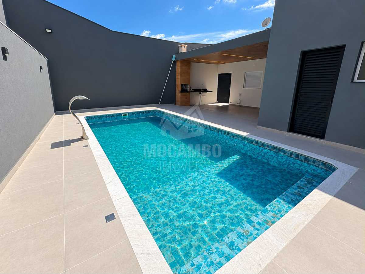 Conheça Area da piscina do imóvel - Casa com Piscina em Itatiba - SP - FCCN30845 - 19 Area da piscina - 19