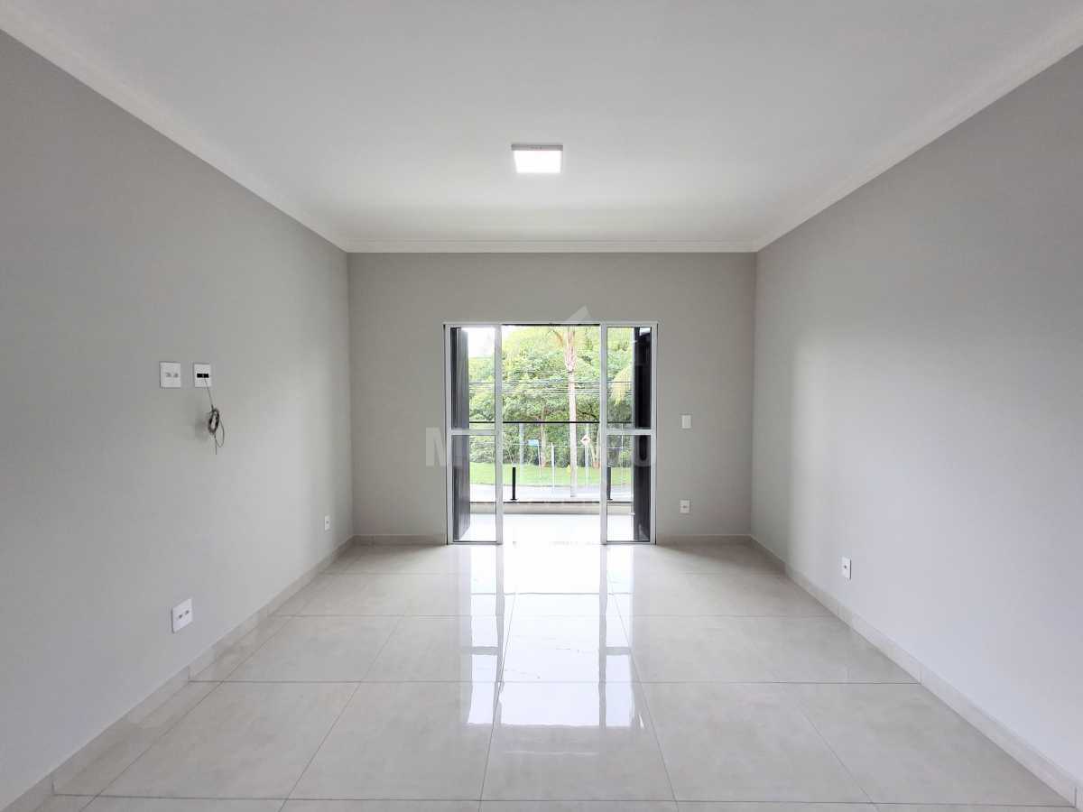 Casa com Piscina em Itatiba - SP