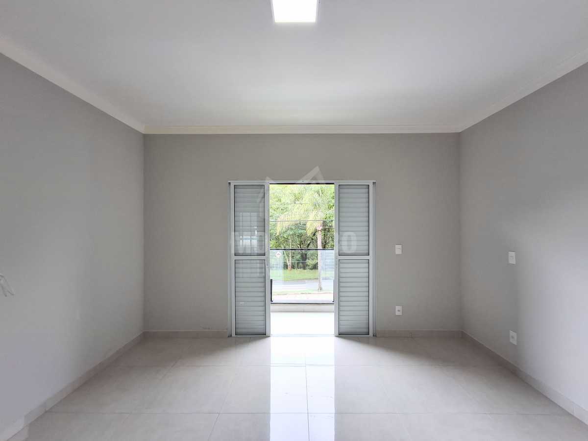 Casa com Piscina em Itatiba - SP
