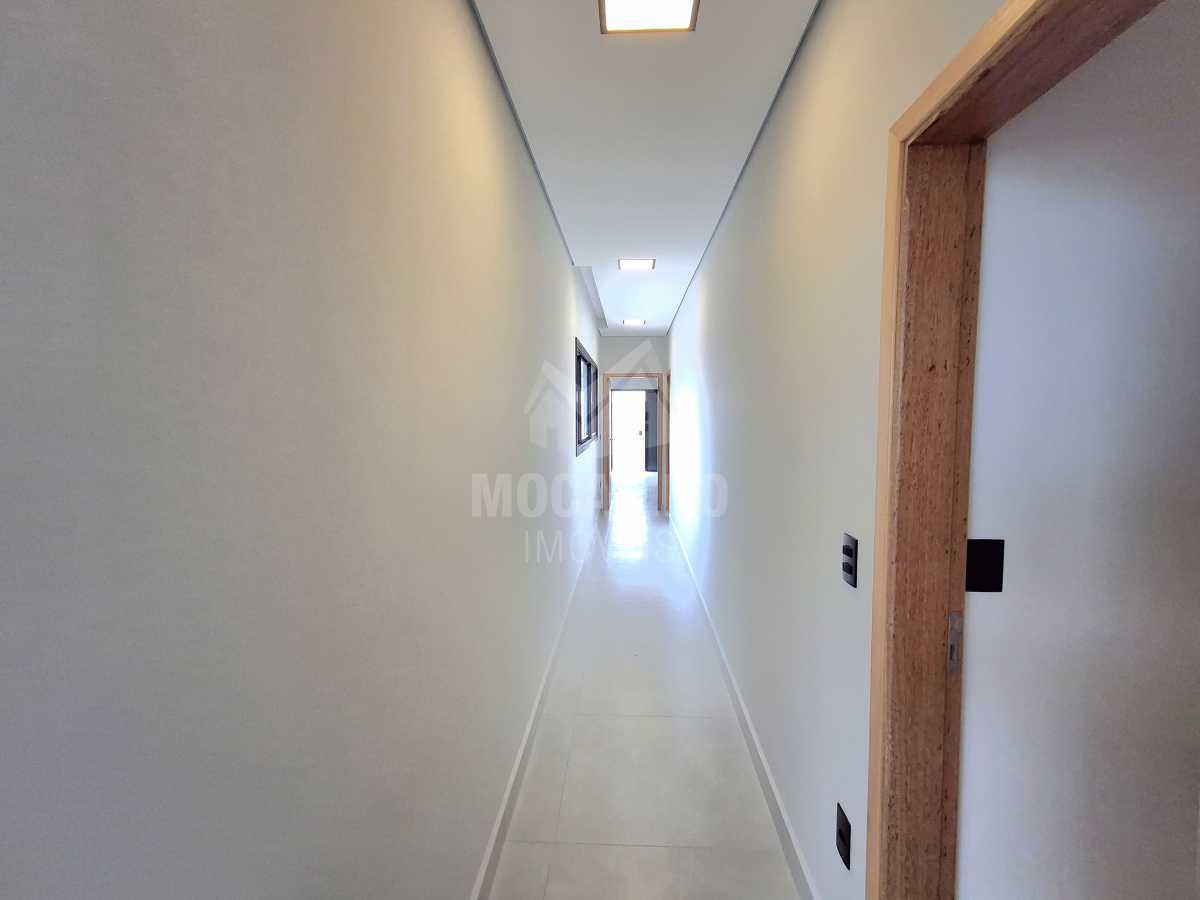 Conheça Corredor privativo do imóvel - Casa em Condomínio 3 quartos à venda Itatiba,SP Loteamento Terras Da Fazenda - R$ 1.500.000 - FCCN30879 - 9 Corredor privativo - 9