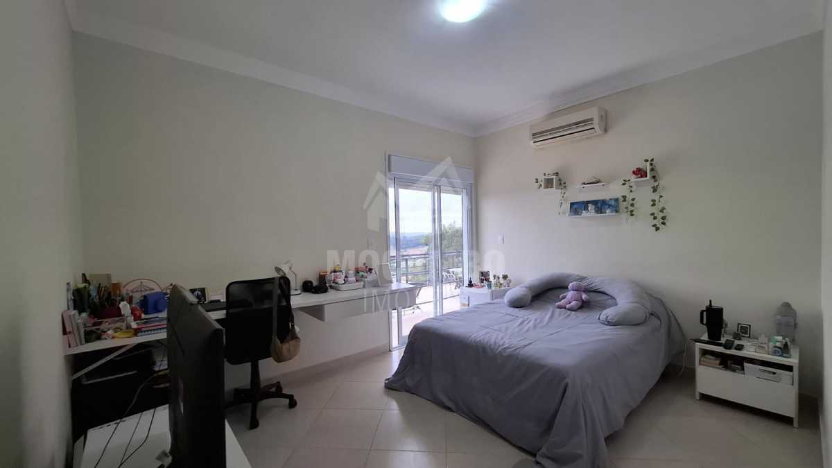 Conheça Dormitório 01 do imóvel - Casa em Condomínio 4 quartos à venda Itatiba Country Club 2 - Itatiba,SP Loteamento Itatiba Country Club - R$ 1.990.000 - FCCN40322 - 15 Dormitório 01 - 15